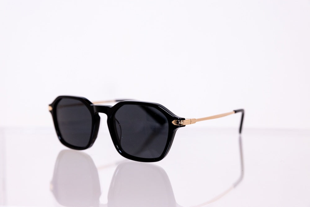 Tourmaline black square sunglasses
